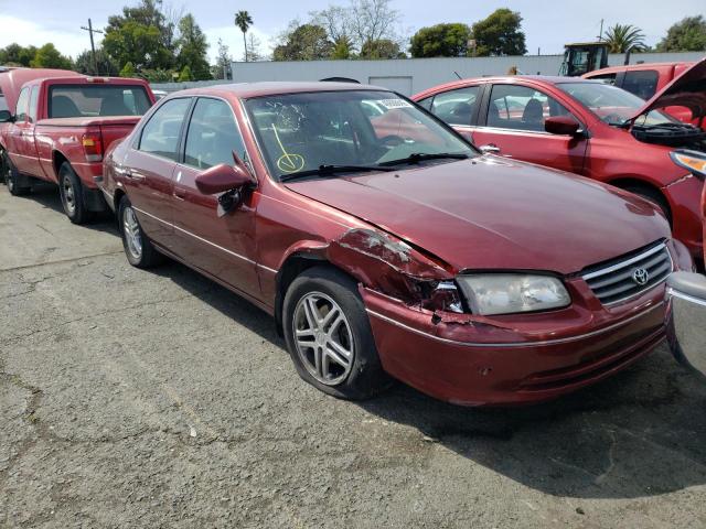 Photo 1 from auction – 2000 TOYOTA CAMRY CE with VIN JT2BG22K0Y0522971
