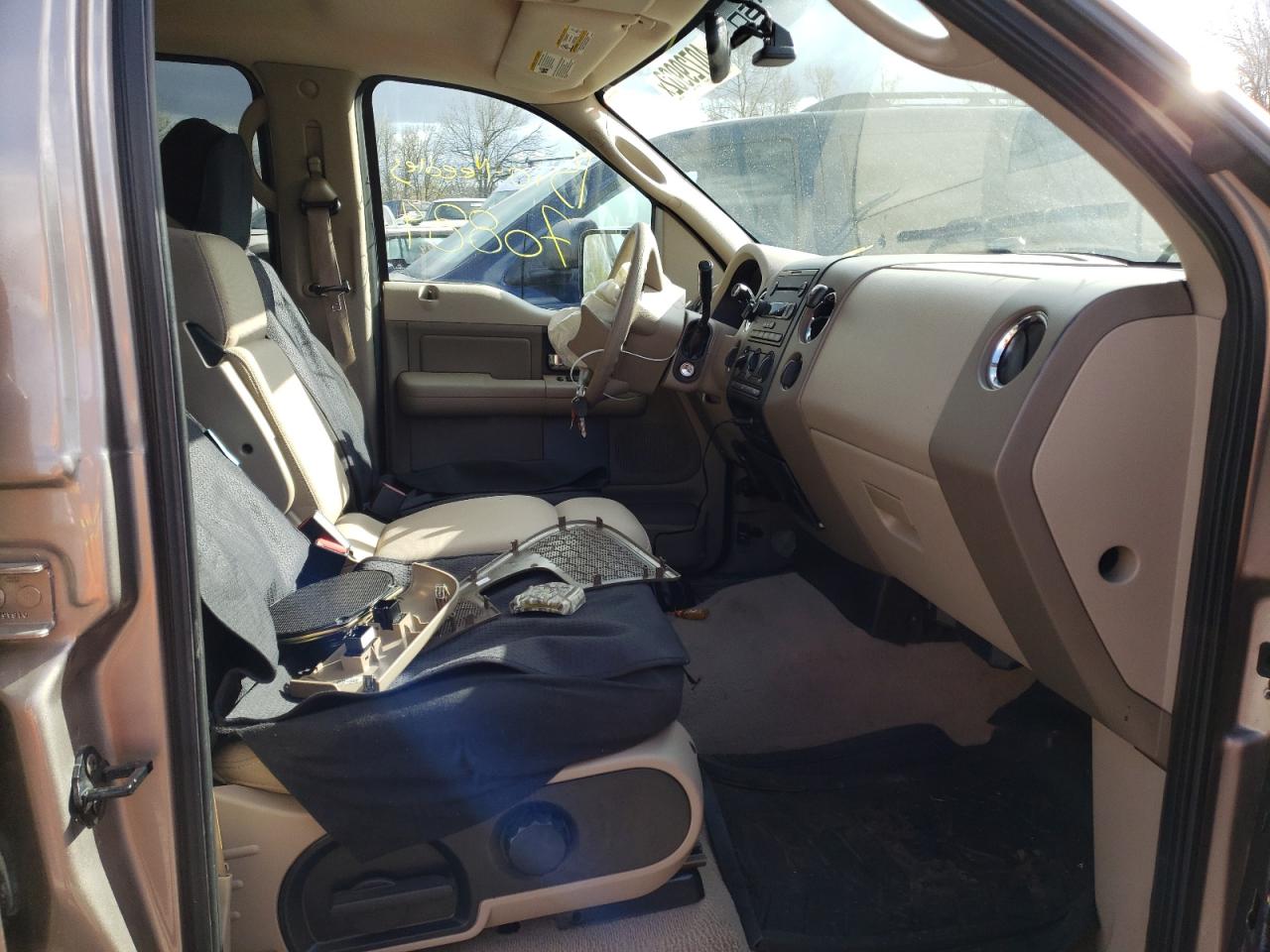 Photo 5 from auction – 2005 FORD F150 SUPER with VIN 1FTPW14545KD70548