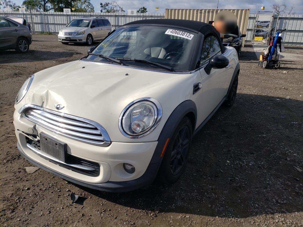 Photo 2 from auction – 2012 MINI COOPER ROA with VIN WMWSY1C5XCT311790