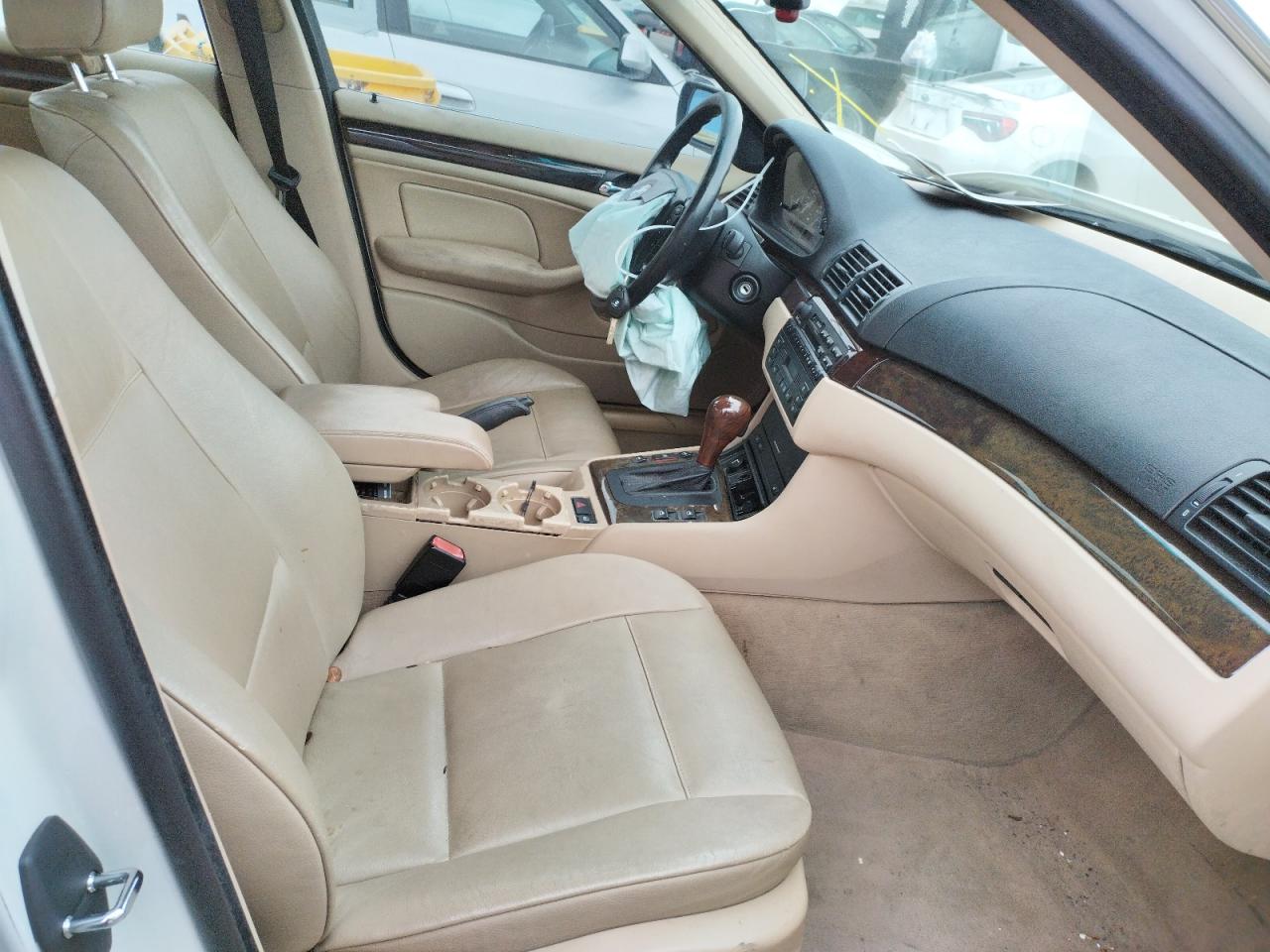 Photo 5 from auction – 2000 BMW 328 I with VIN WBAAM5349YFR20204