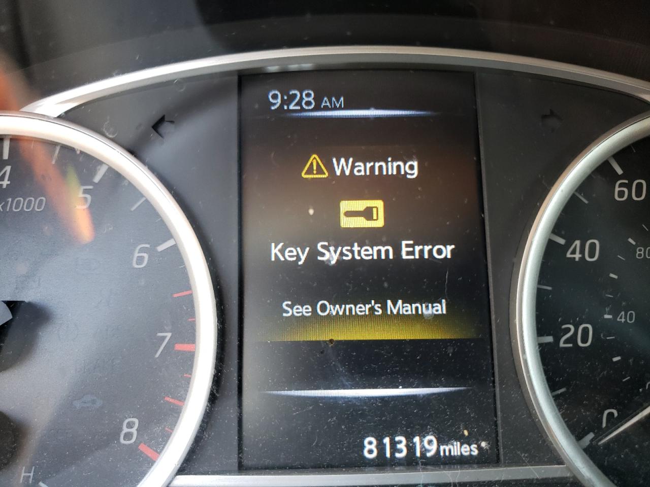 Photo 8 from auction – 2016 NISSAN SENTRA S with VIN 3N1AB7AP4GY234096
