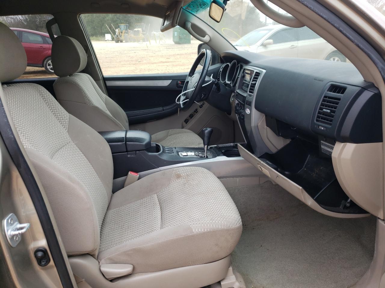 Photo 5 from auction – 2007 TOYOTA 4RUNNER SR with VIN JTEZU14R070088144