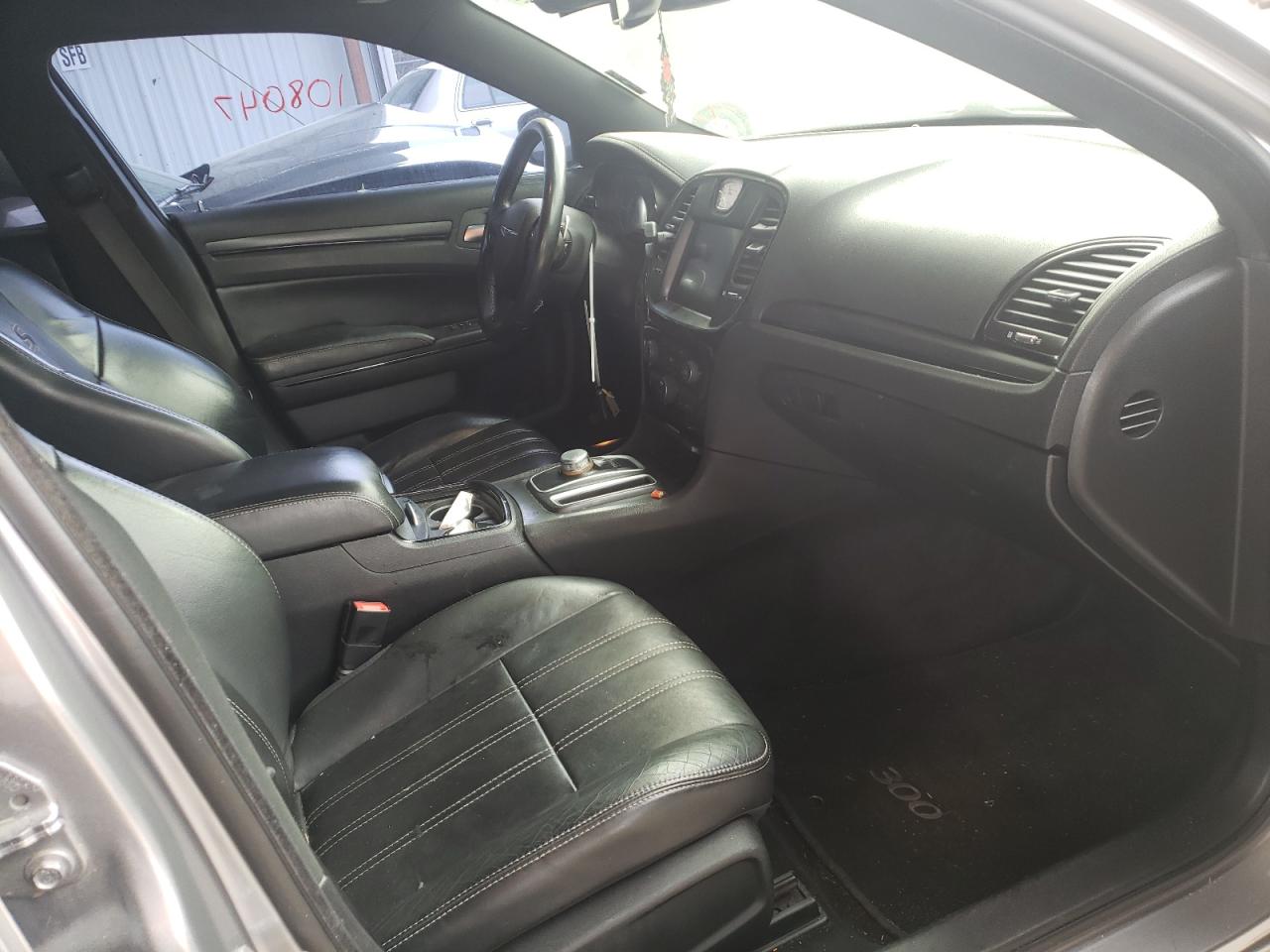 Photo 5 from auction – 2015 CHRYSLER 300 S with VIN 2C3CCABG9FH848908