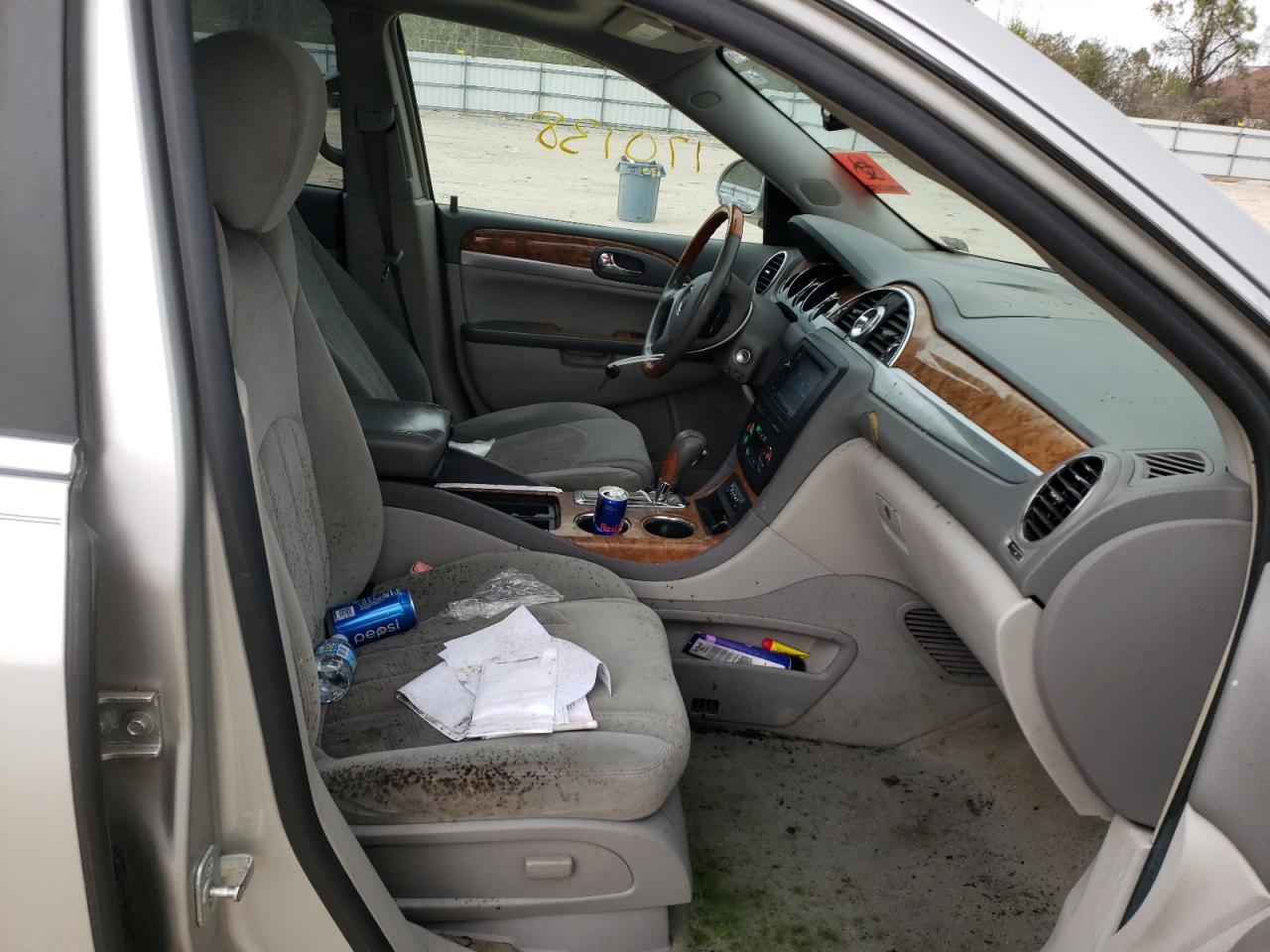 Photo 5 from auction – 2008 BUICK ENCLAVE CX with VIN 5GAER13778J106351