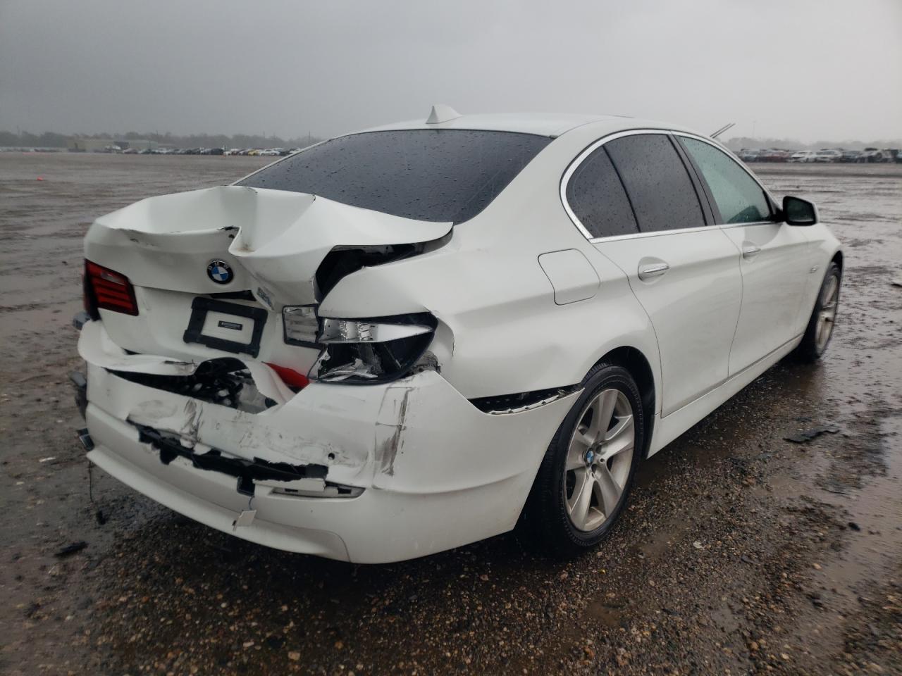 Photo 4 from auction – 2013 BMW 528I with VIN WBAXG5C59DDY32205