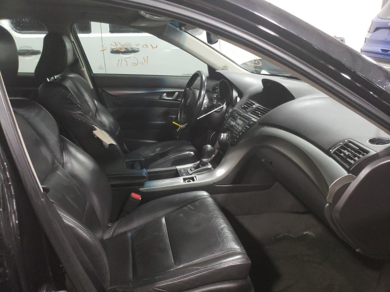 Photo 5 from auction – 2010 ACURA TL with VIN 19UUA8F55AA000251