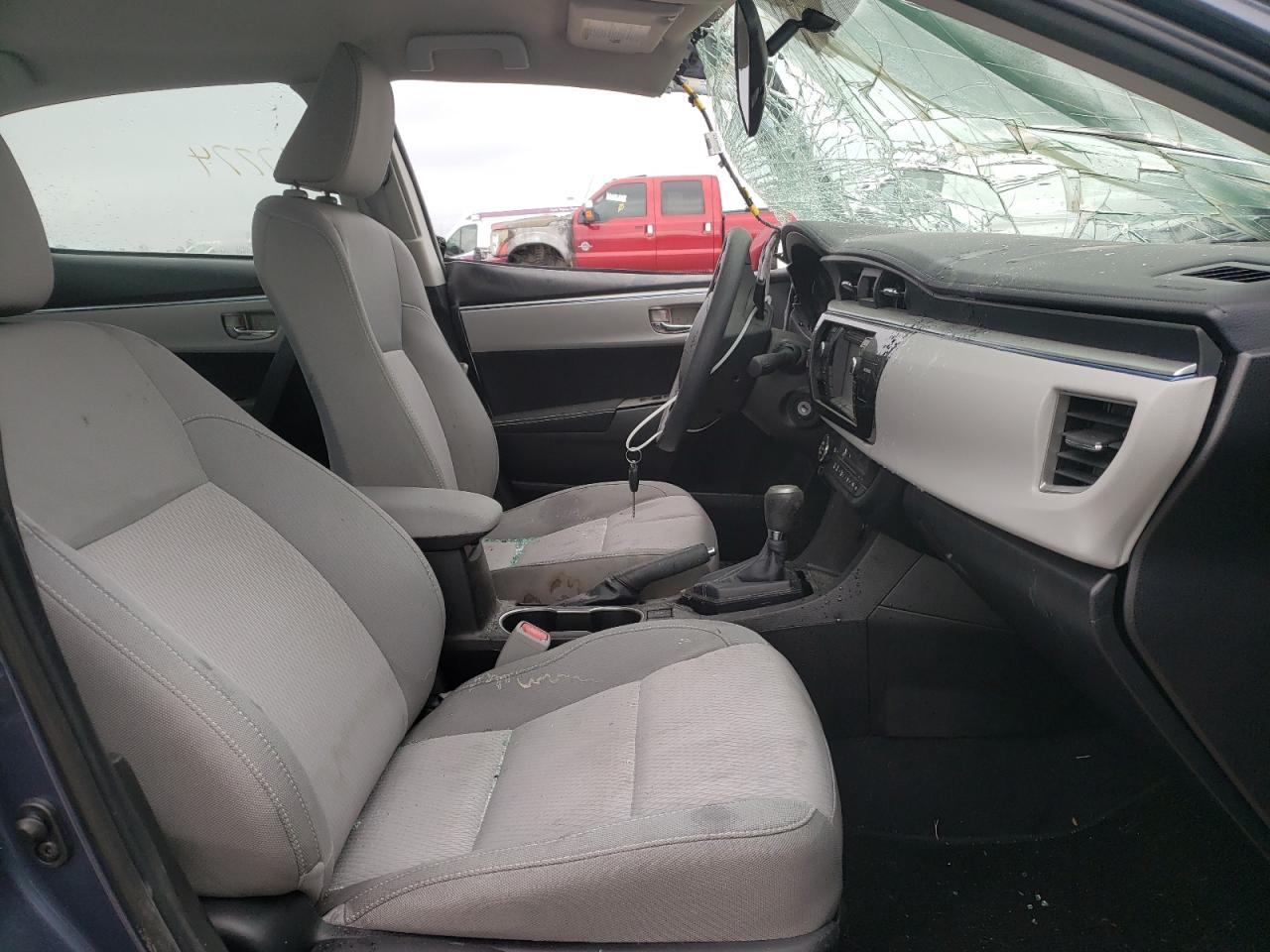 Photo 5 from auction – 2015 TOYOTA COROLLA L with VIN 5YFBURHE1FP273271