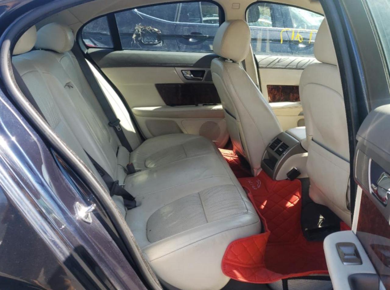 Photo 6 from auction – 2009 JAGUAR XF SUPERCH with VIN SAJWA07C191R23734