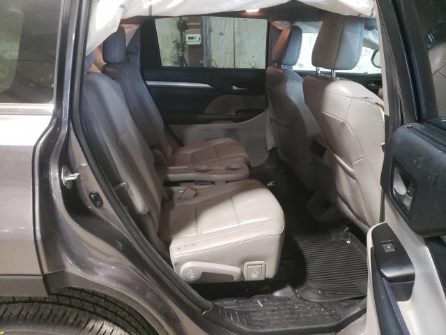 Photo 6 from auction – 2018 TOYOTA HIGHLANDER with VIN 5TDJZRFH6JS824644