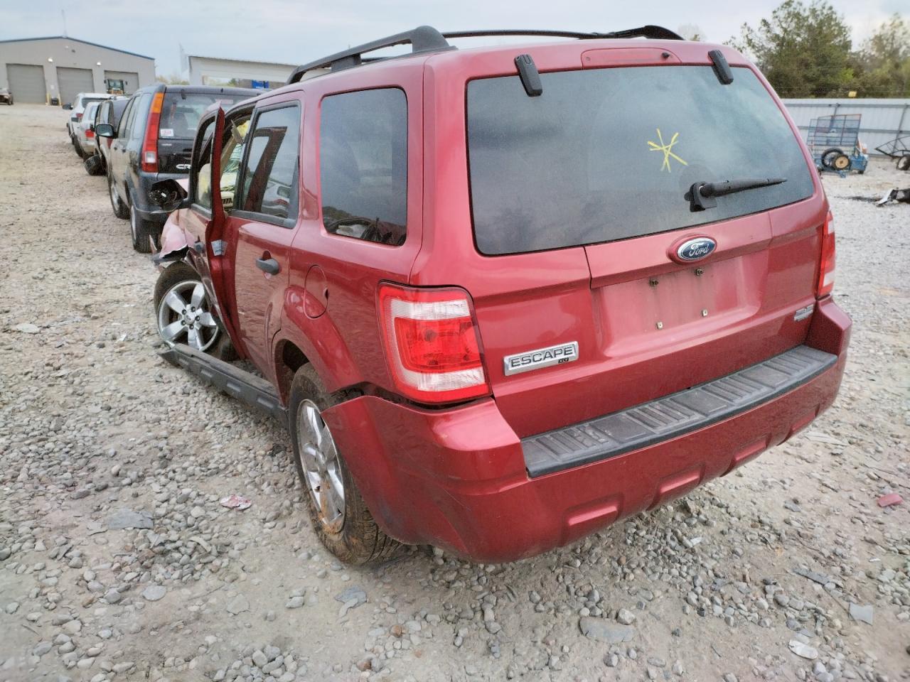 Photo 3 from auction – 2008 FORD ESCAPE XLT with VIN 1FMCU031X8KC68815