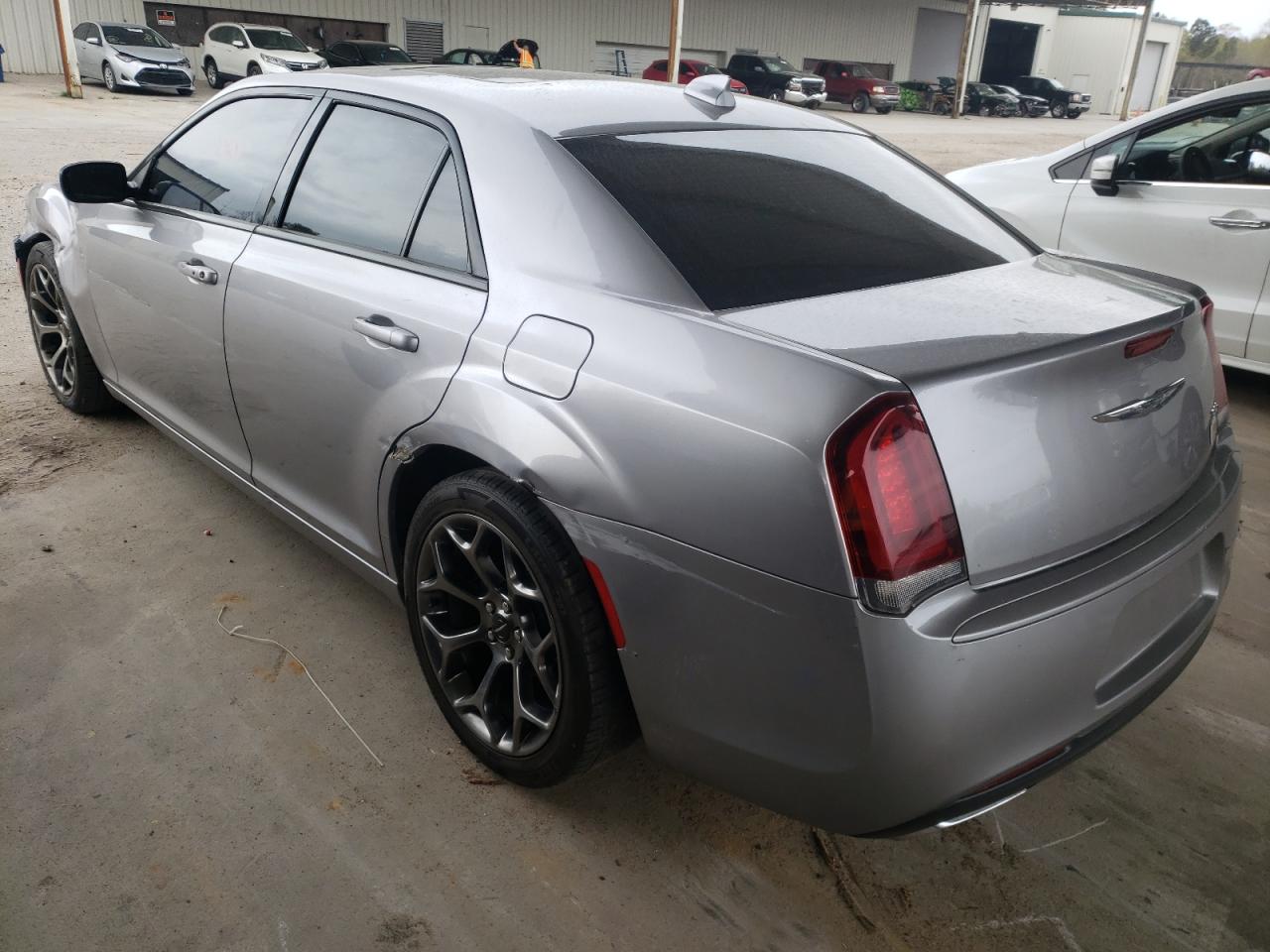 Photo 3 from auction – 2015 CHRYSLER 300 S with VIN 2C3CCABG9FH848908