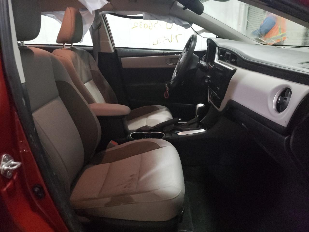 Photo 5 from auction – 2018 TOYOTA COROLLA L with VIN 2T1BURHE0JC028812