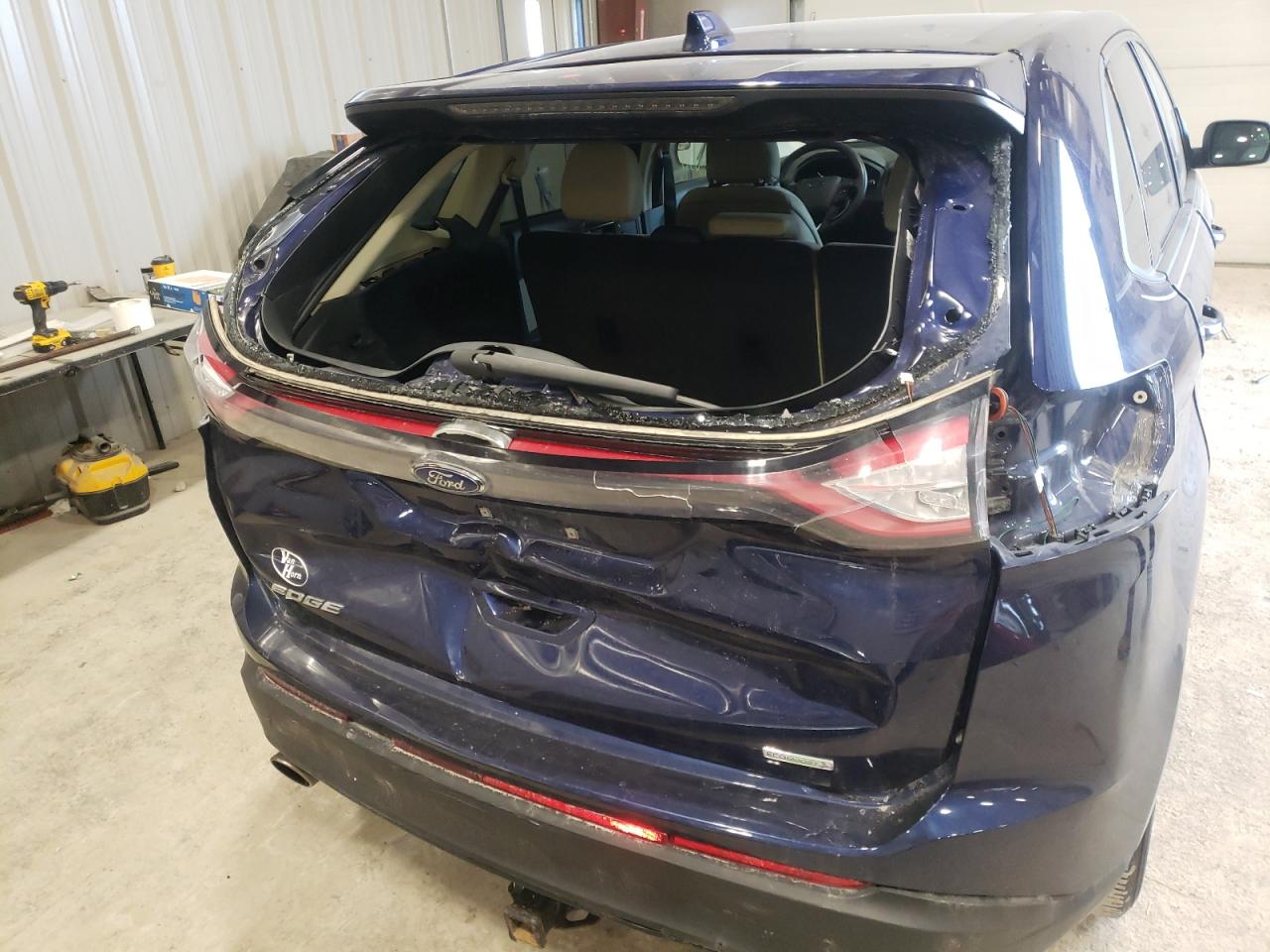 Photo 9 from auction – 2016 FORD EDGE SE with VIN 2FMPK3G92GBB71724
