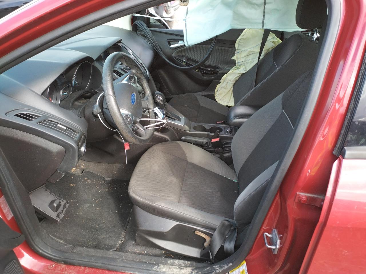 Photo 5 from auction – 2012 FORD FOCUS SE with VIN 1FAHP3F28CL368993
