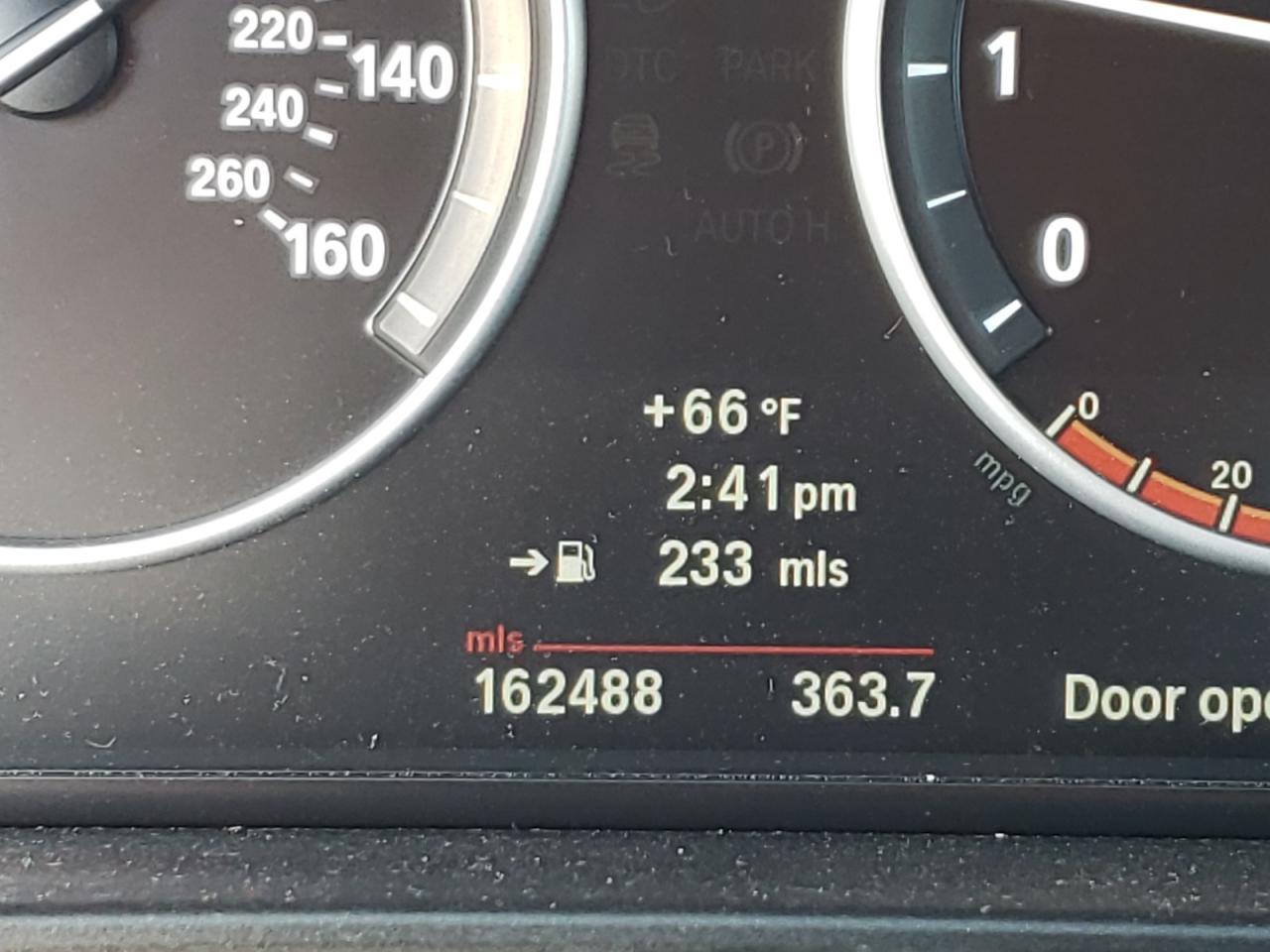 Foto 8 de la subasta – 2011 BMW 550 I con VIN WBAFR9C50BC758785
