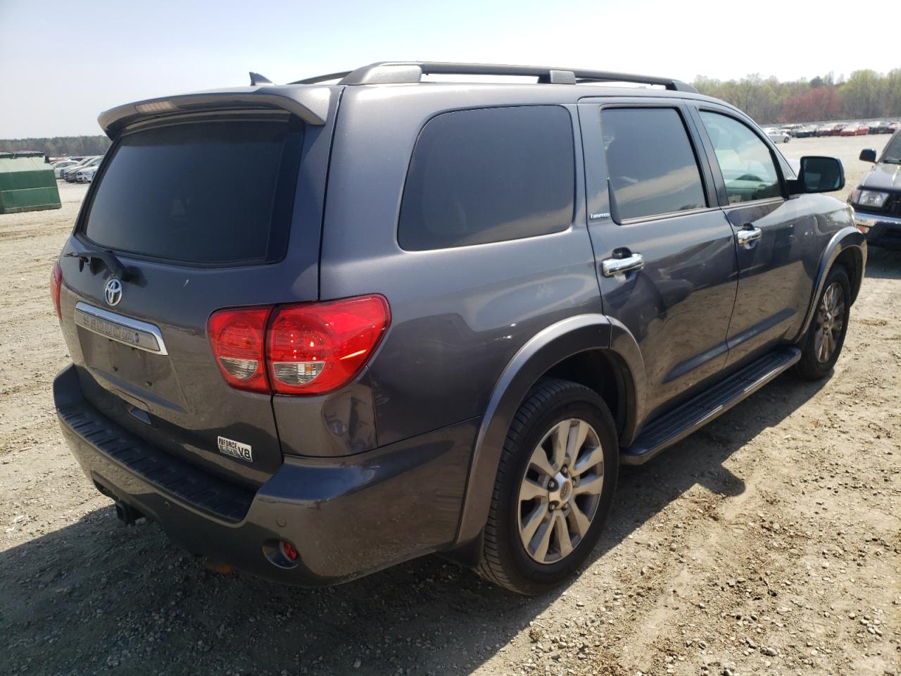 Photo 4 from auction – 2012 TOYOTA SEQUOIA with VIN 5TDKY5G15CS041884