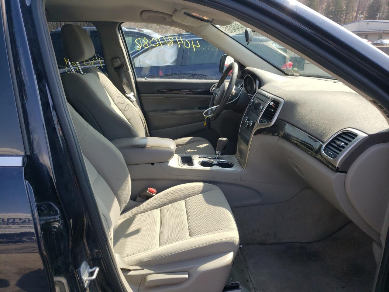 Photo 5 from auction – 2011 JEEP GRAND CHER with VIN 1J4RR4GG2BC671026