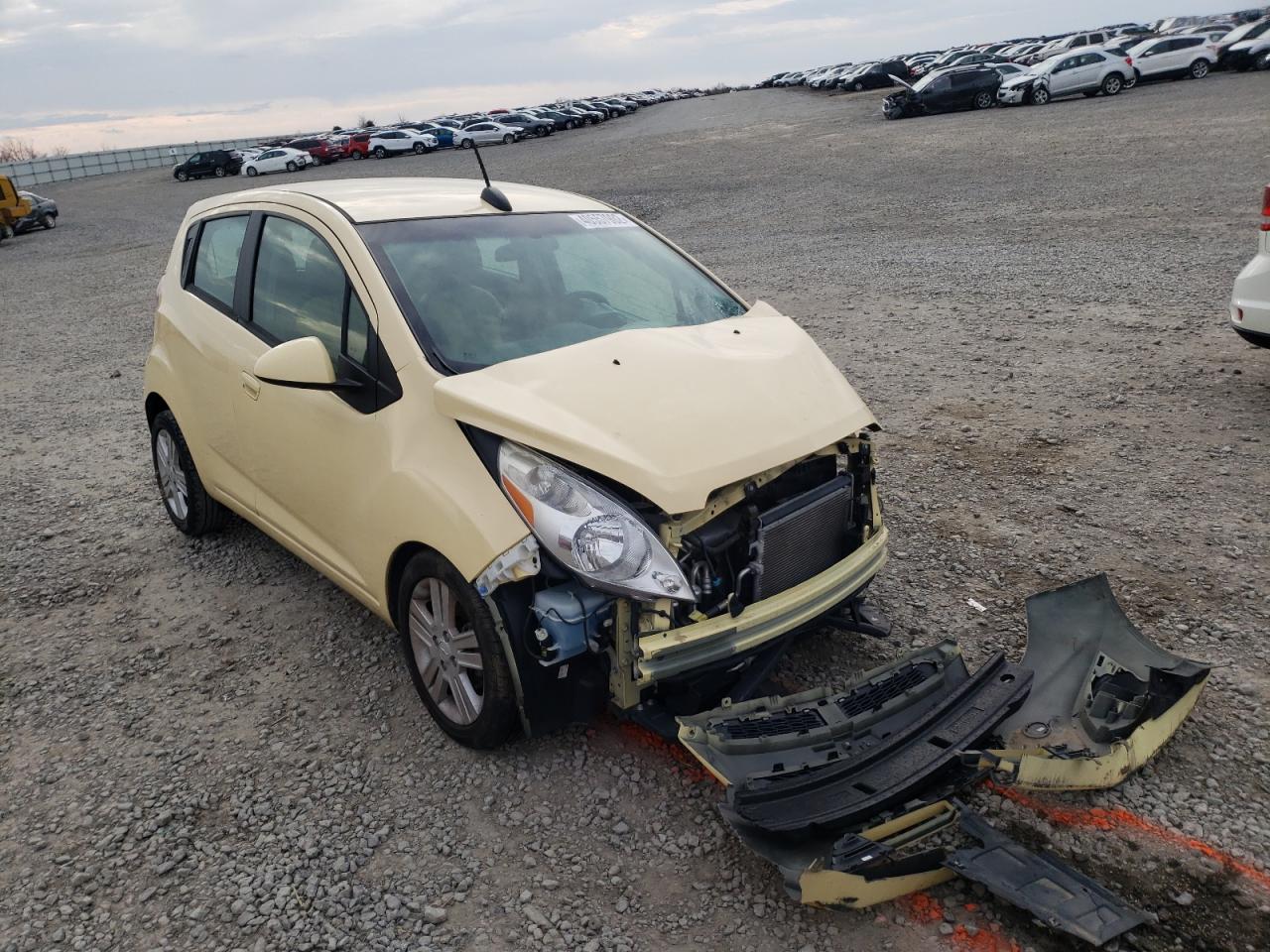 CHEVROLET SPARK 1LT 2015 with VIN KL8CD6S90FC716834 - Photo from auction