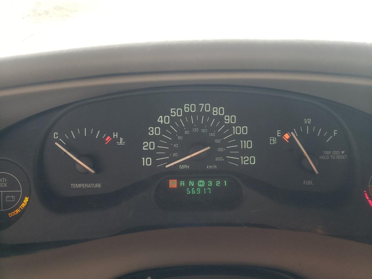 Photo 8 from auction – 2001 BUICK CENTURY CU with VIN 2G4WS52J711141012