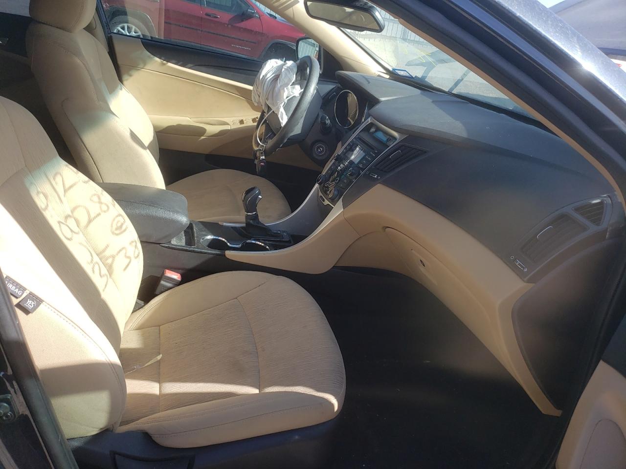 Photo 5 from auction – 2012 HYUNDAI SONATA GLS with VIN 5NPEB4AC3CH383892