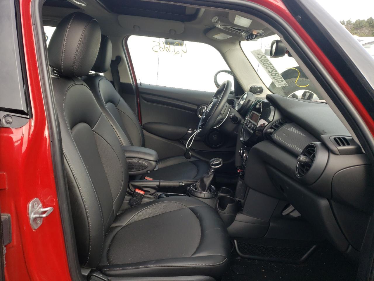 Photo 5 from auction – 2016 MINI COOPER with VIN WMWXU1C54G2D11705