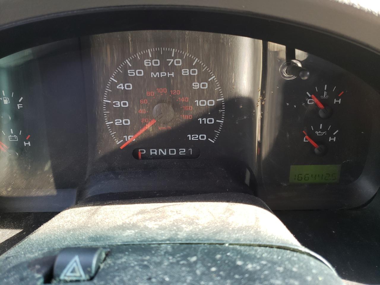 Photo 8 from auction – 2006 FORD F150 with VIN 1FTRF12236NB76658