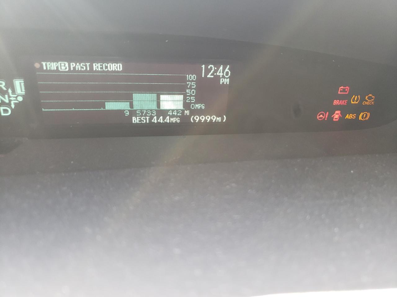 Zdjęcie 8 z aukcji – 2011 TOYOTA PRIUS z VIN JTDKN3DU2B0291807