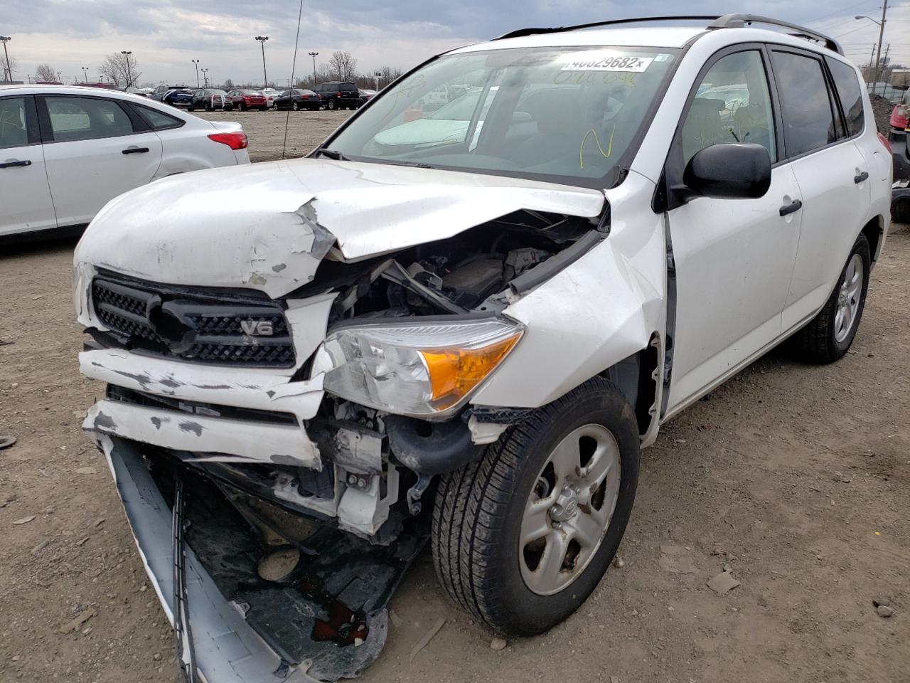 Photo 2 from auction – 2007 TOYOTA RAV4 with VIN JTMBK33V075029698