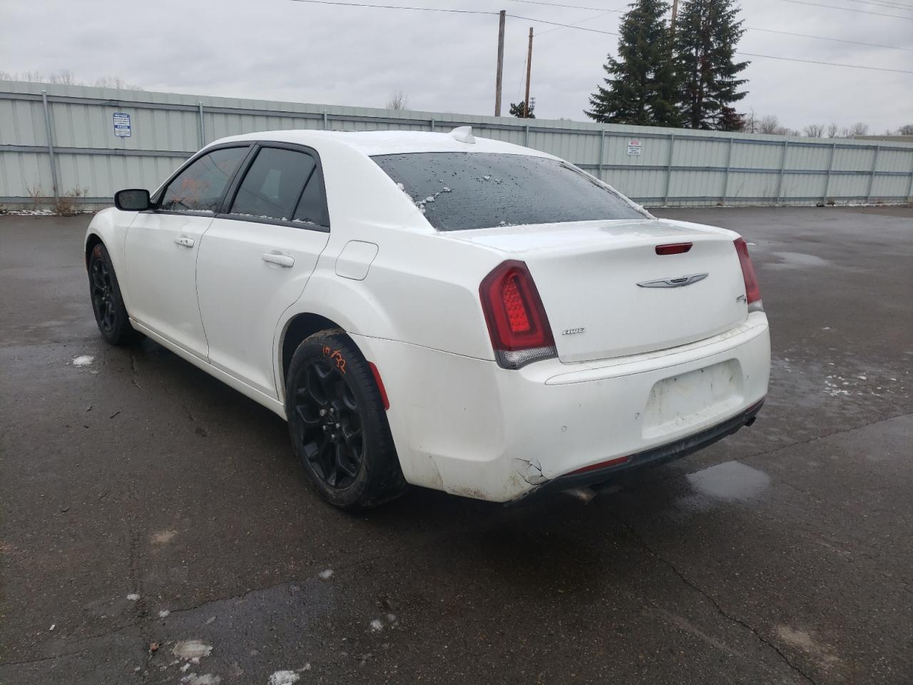 Photo 3 from auction – 2016 CHRYSLER 300 S with VIN 2C3CCAGG7GH100264