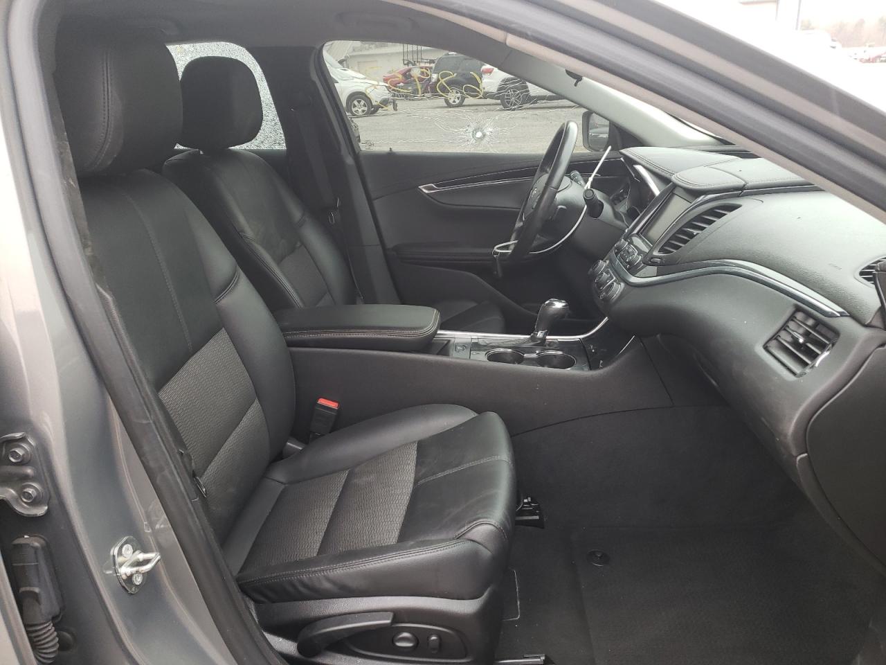 Photo 5 from auction – 2018 CHEVROLET IMPALA LT with VIN 2G1105S35J9136598