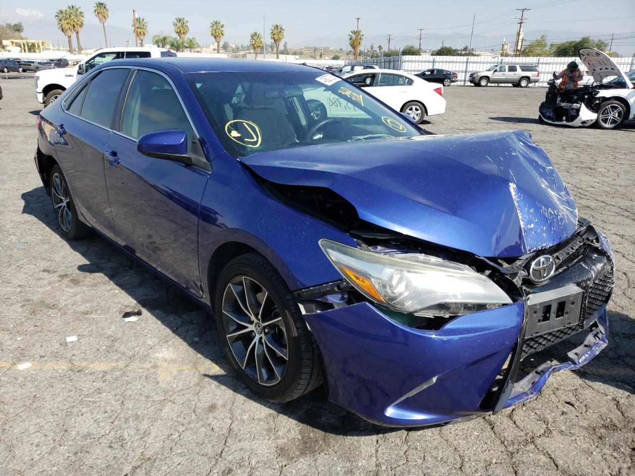 TOYOTA CAMRY LE 2015 with VIN 4T1BF1FK4FU900130 - Photo from auction