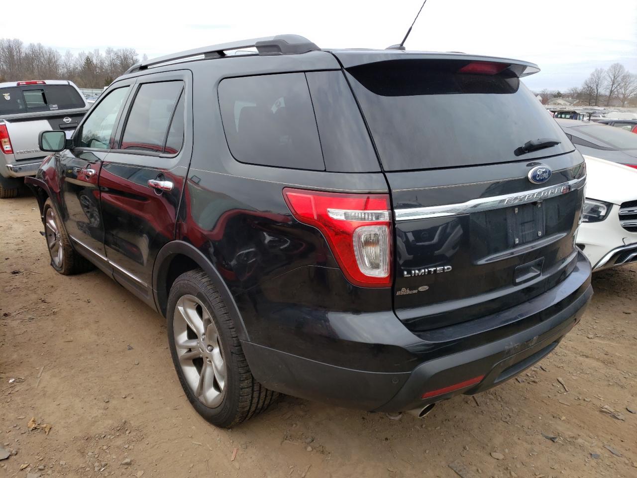 Photo 3 from auction – 2015 FORD EXPLORER L with VIN 1FM5K8F82FGA55931
