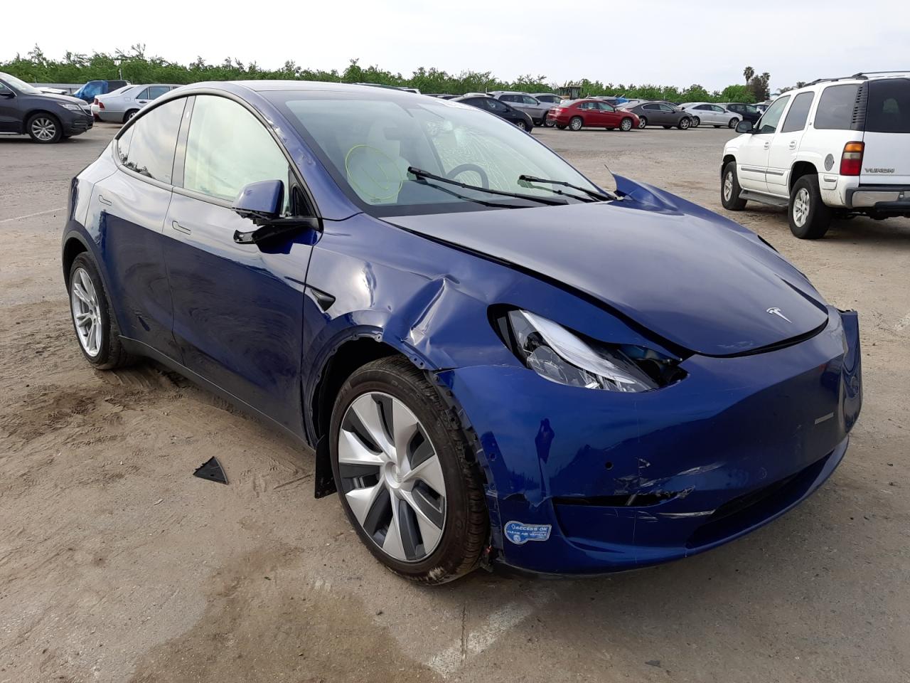 TESLA MODEL Y 2021 with VIN 5YJYGDEE4MF095955 - Photo from auction