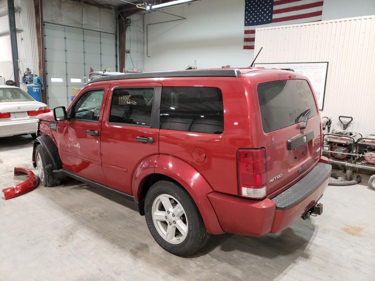 Photo 3 from auction – 2007 DODGE NITRO SXT with VIN 1D8GU28K57W726725