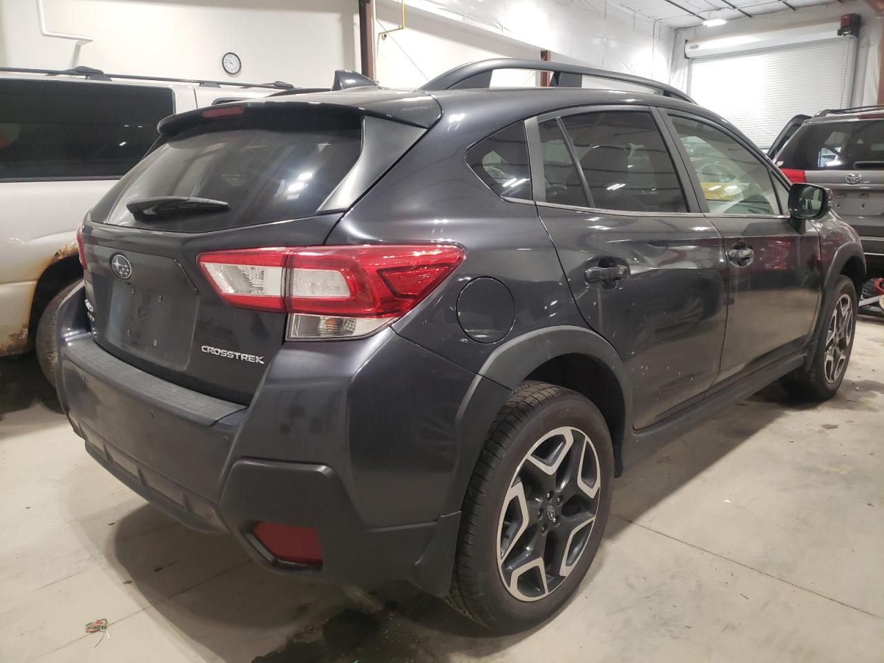Photo 4 from auction – 2019 SUBARU CROSSTREK with VIN JF2GTANC5KH203583