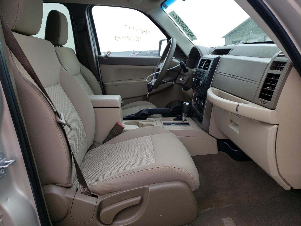 Photo 5 from auction – 2009 JEEP LIBERTY SP with VIN 1J8GN28K39W506166