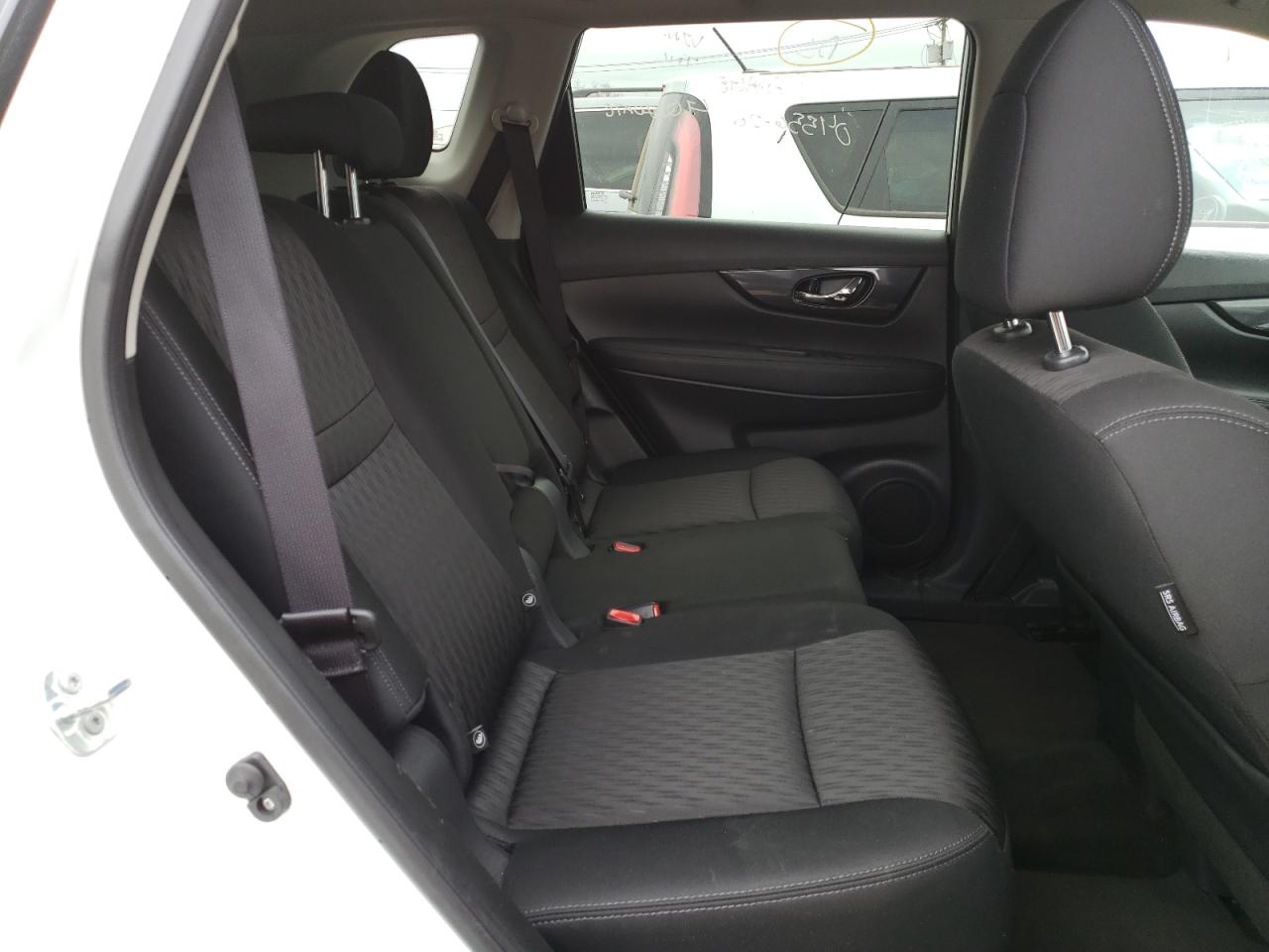 Photo 6 from auction – 2018 NISSAN ROGUE S with VIN KNMAT2MV0JP531656