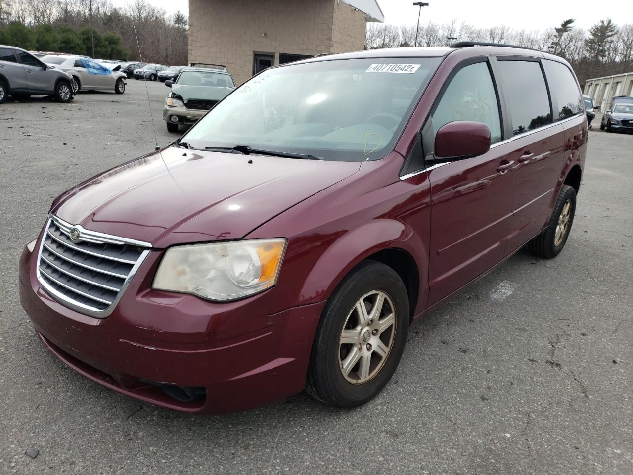 Photo 2 from auction – 2008 CHRYSLER TOWN & COU with VIN 2A8HR54P68R760098