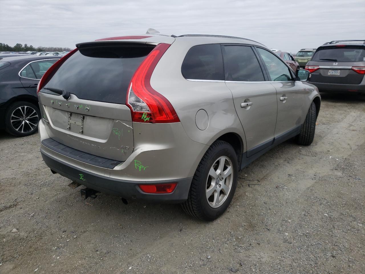 Photo 4 from auction – 2011 VOLVO XC60 3.2 with VIN YV4952DZ5B2149814