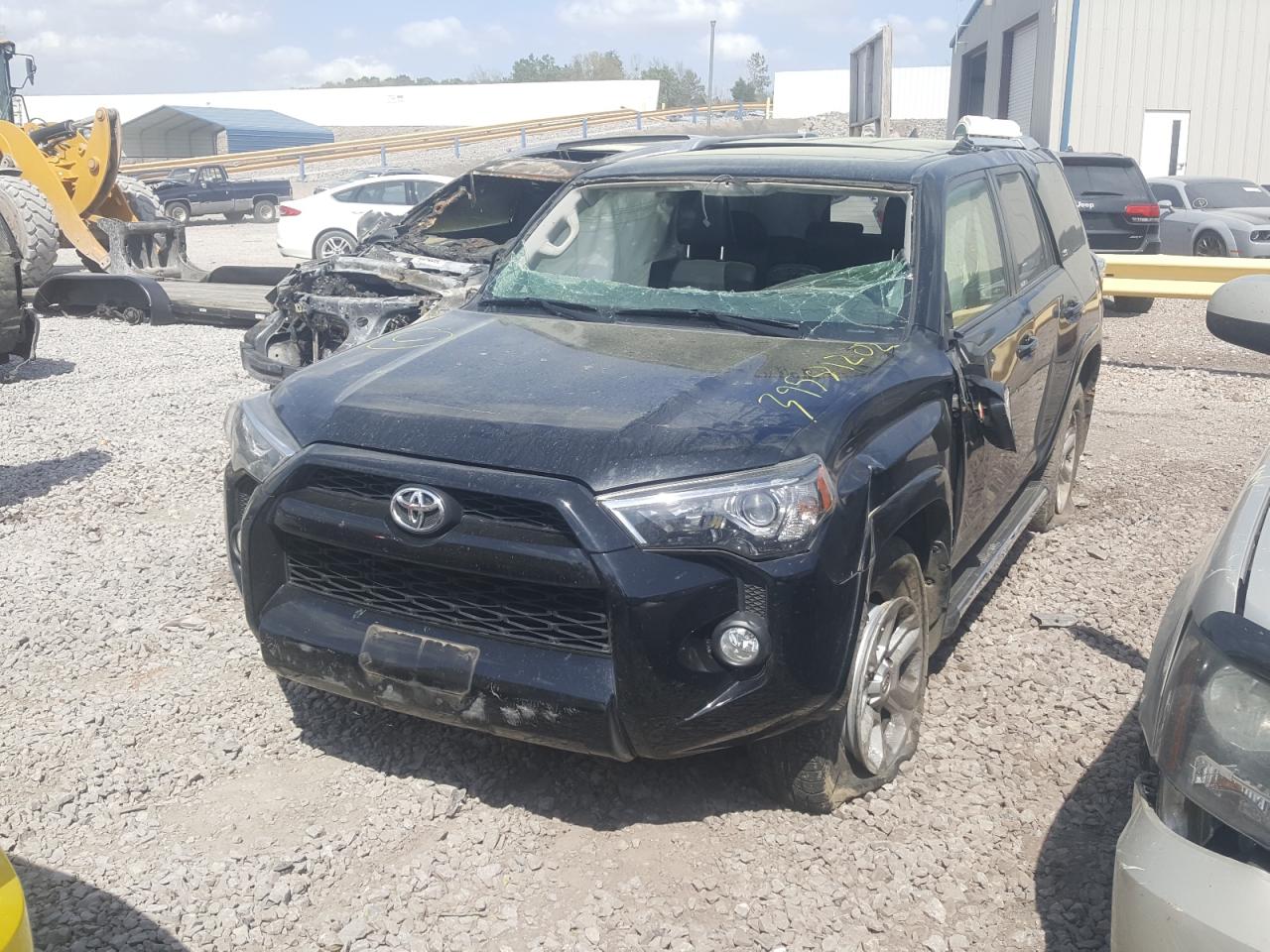 Photo 2 from auction – 2014 TOYOTA 4RUNNER SR with VIN JTEZU5JR3E5070989