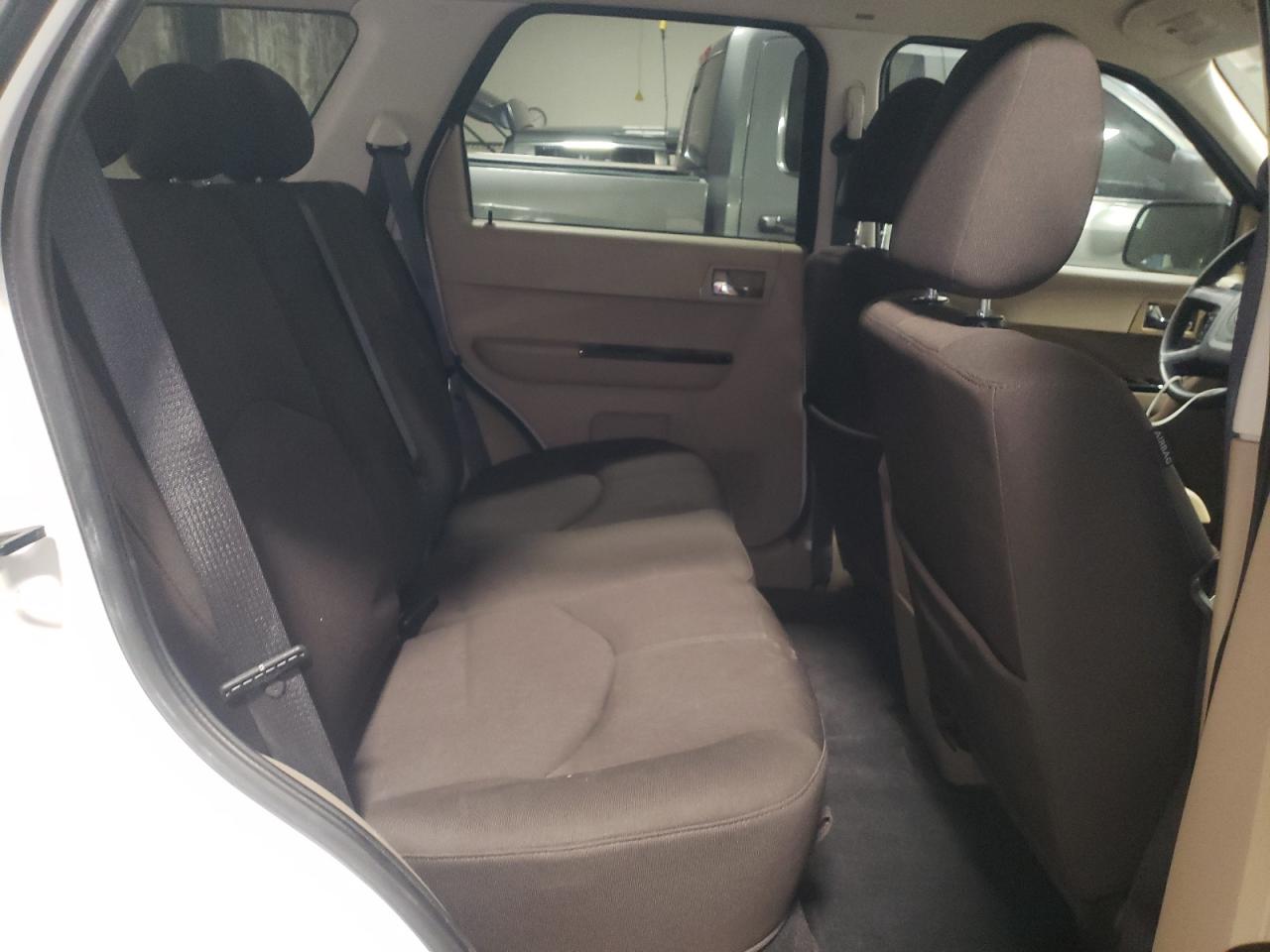 Photo 6 from auction – 2008 MAZDA TRIBUTE I with VIN 4F2CZ92Z28KM06185