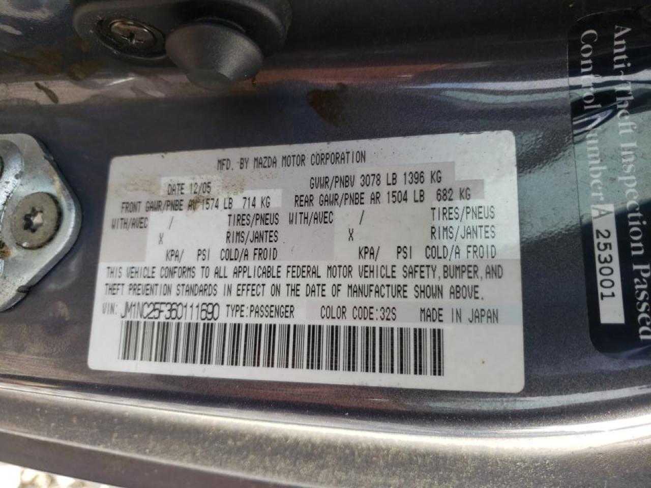 Photo 10 from auction – 2006 MAZDA MX-5 MIATA with VIN JM1NC25F360111690