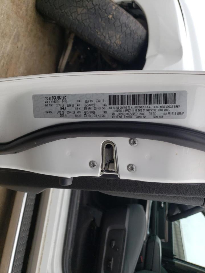 Photo 10 from auction – 2017 RAM 1500 SLT with VIN 3C6RR7LT8HG524037