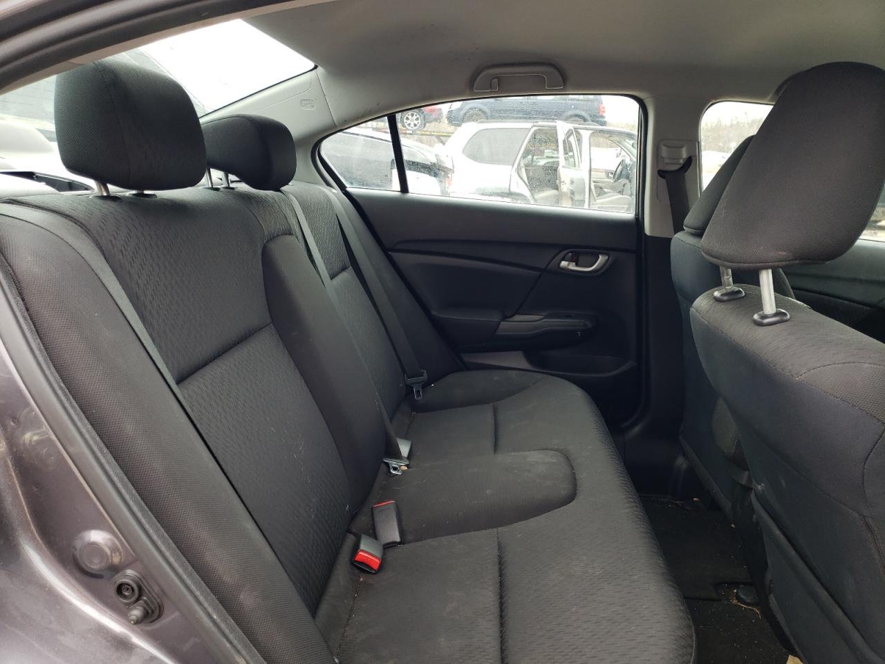 Photo 6 from auction – 2015 HONDA CIVIC SE with VIN 19XFB2F78FE100321