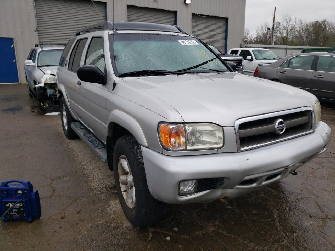 NISSAN PATHFINDER 2003 with VIN JN8DR09Y33W805755 - Photo from auction