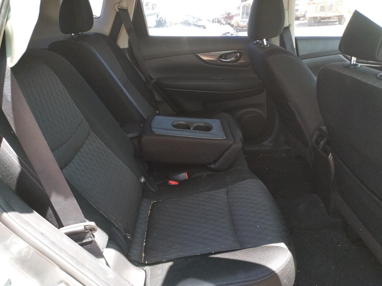 Photo 6 from auction – 2017 NISSAN ROGUE S with VIN JN8AT2MT8HW146624