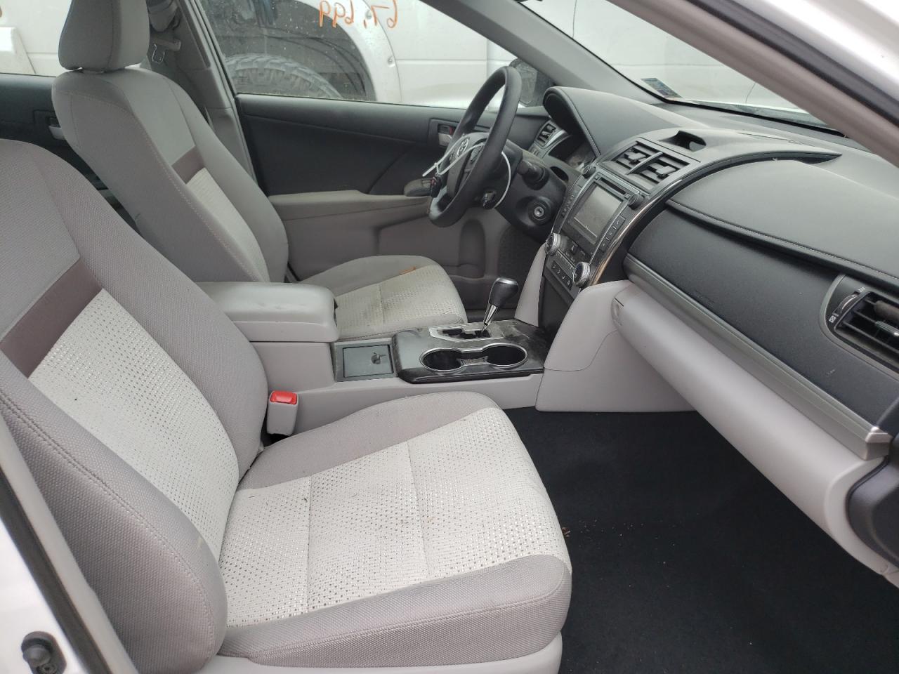 Photo 5 from auction – 2014 TOYOTA CAMRY L with VIN 4T1BF1FK5EU332310