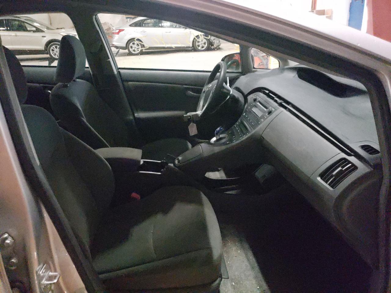 Photo 5 from auction – 2010 TOYOTA PRIUS with VIN JTDKN3DU0A0072505