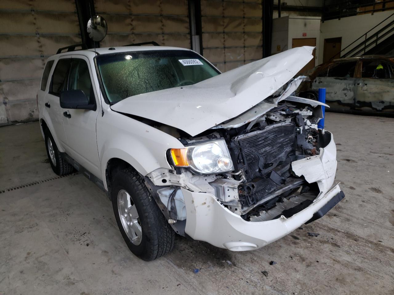 FORD ESCAPE XLT 2010 with VIN 1FMCU9DG5AKB63662 - Photo from auction