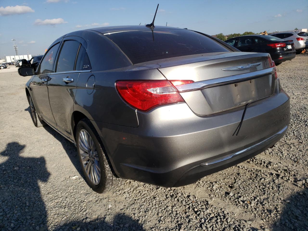 Photo 3 from auction – 2012 CHRYSLER 200 LIMITE with VIN 1C3CCBCB3CN308546